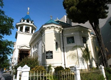 13_Young_Zachary_Holy Trinity Cathedral San Francisco.jpg