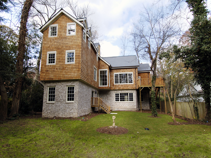 Featured home Dramatic large home in Brookwood Hills (PREVIOUSLY