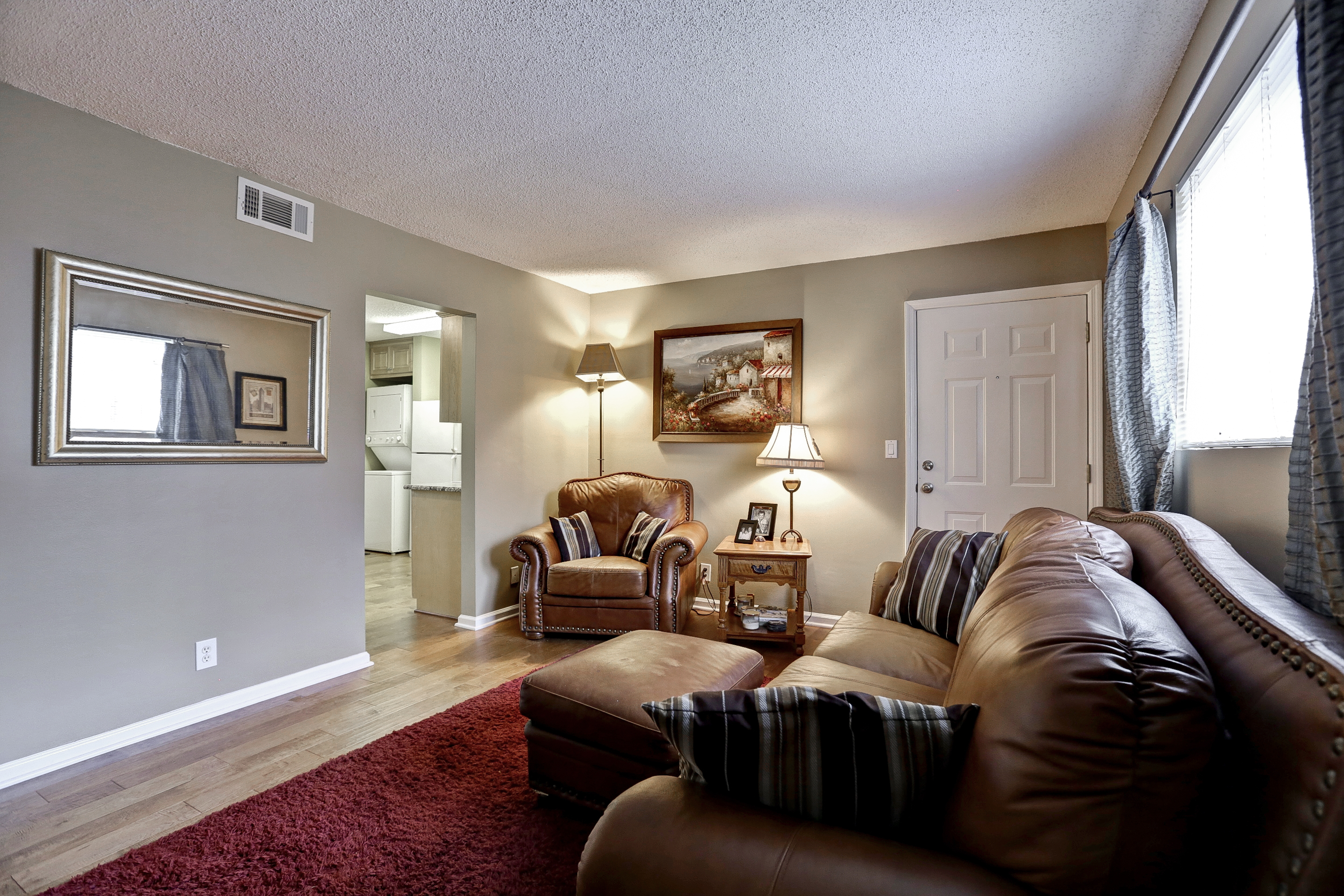 Incredible Sandy Springs Location, Close To Everything! (Previously