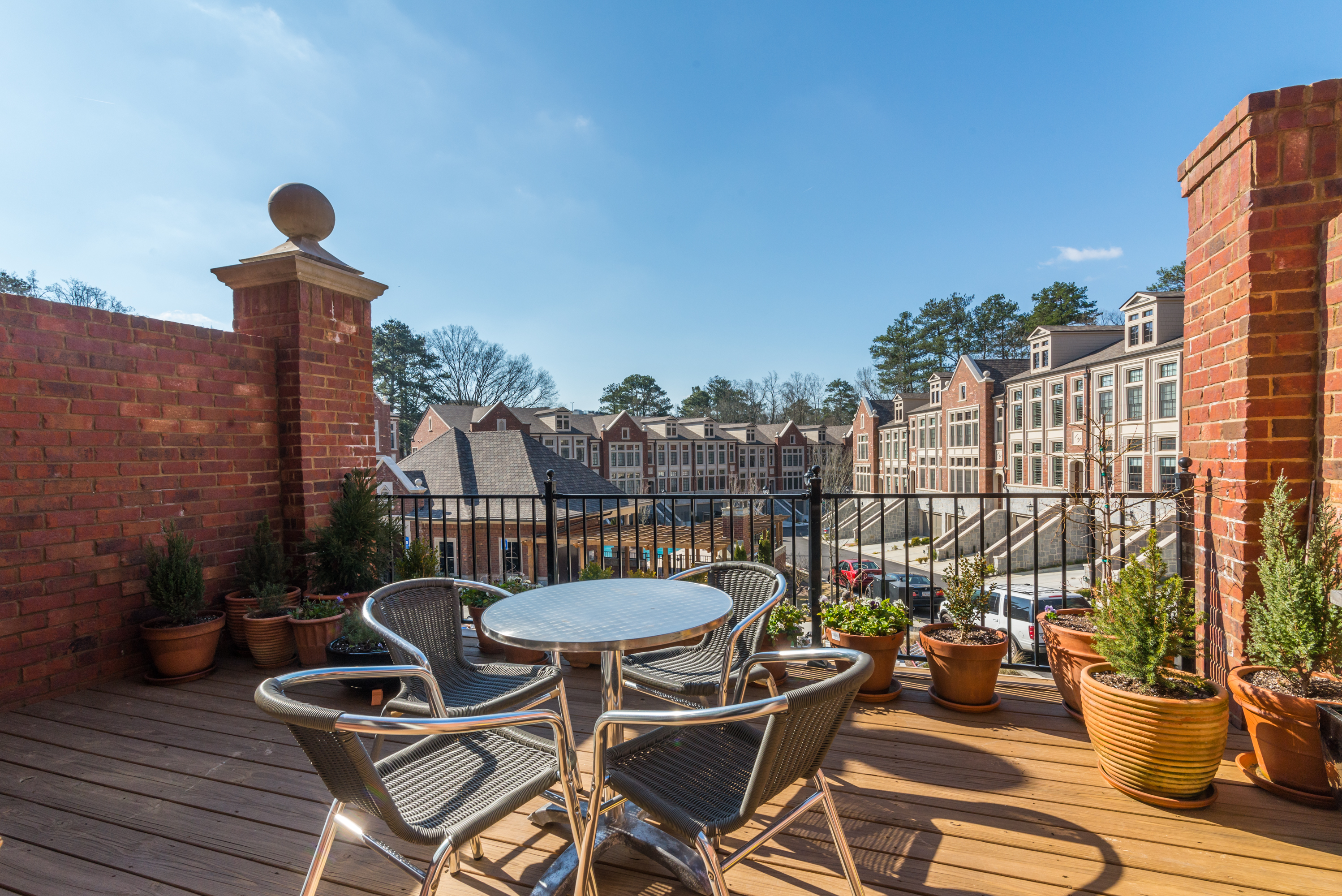 Beautiful Brookhaven Townhome (Previously Listed) Atlanta Fine Homes