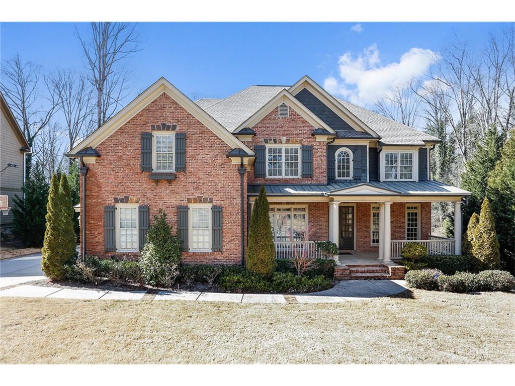 Custom Brookhaven Home Inside the Perimeter and Backing up to