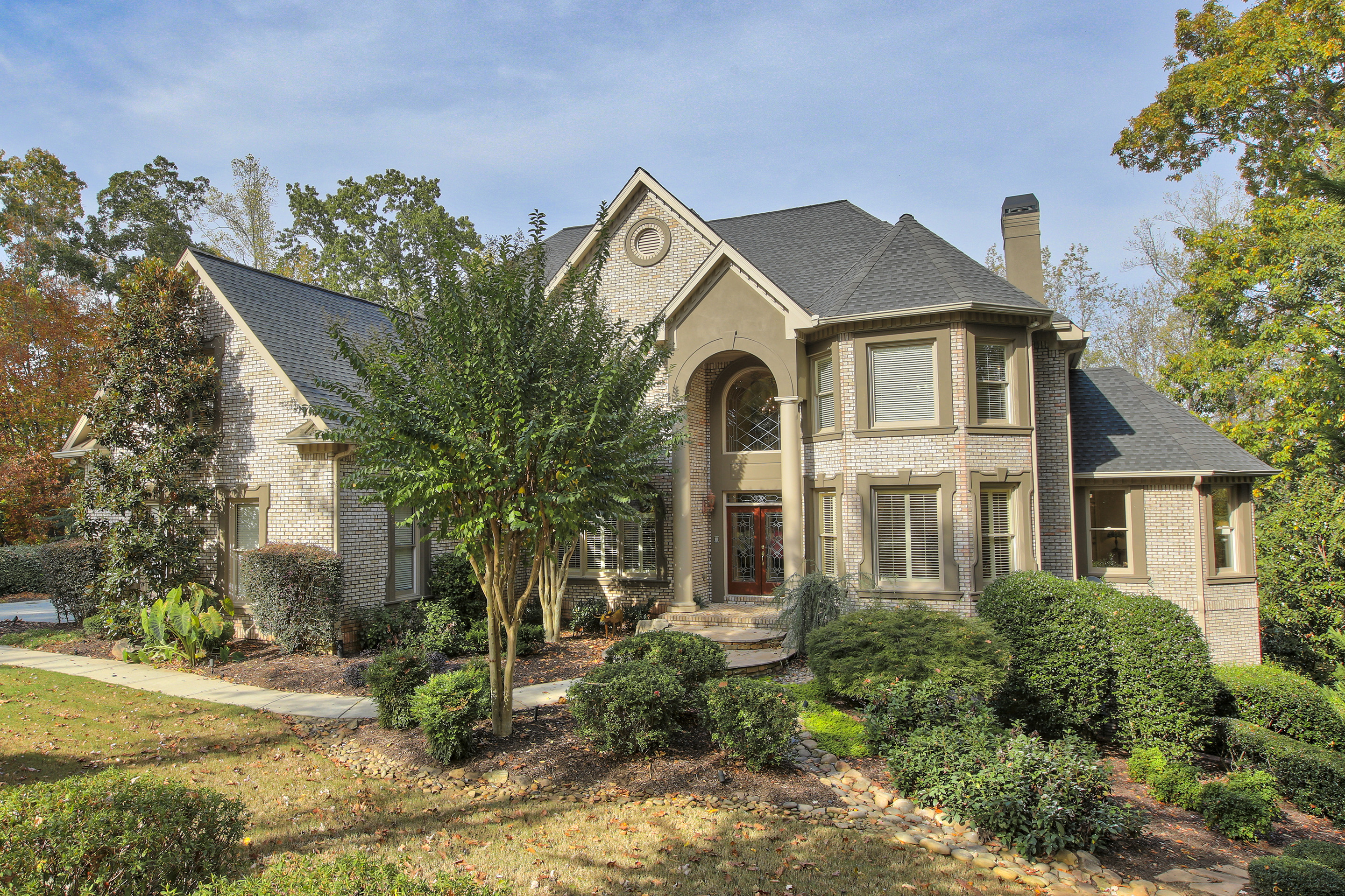 Stunning Executive Home in Milton Gated Golf Community (Previously