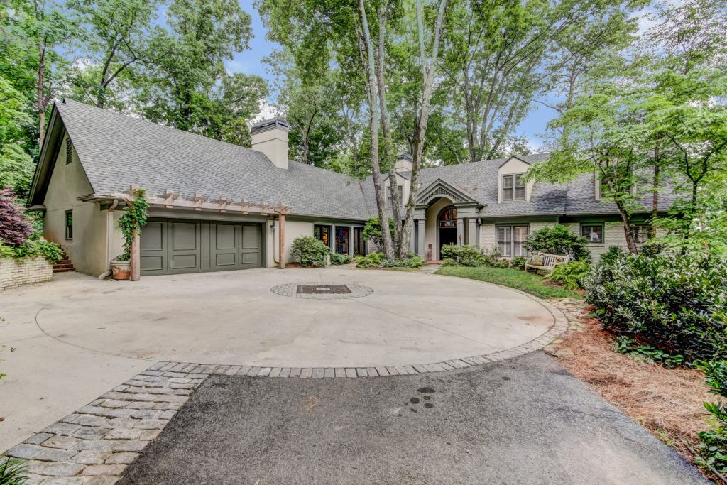 Custom Estate Overlooking the Chattahoochee River (Previously Listed