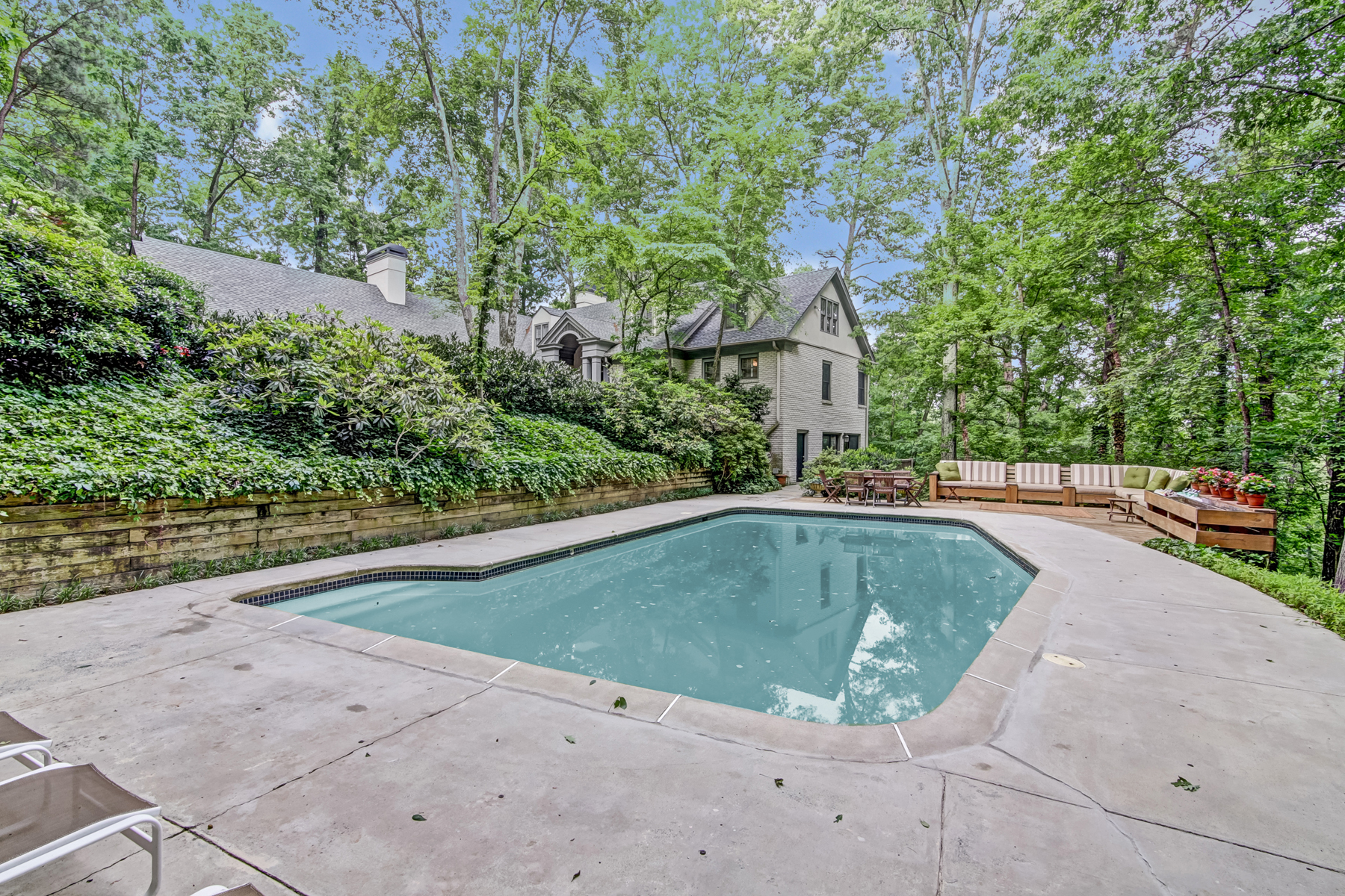 Custom Estate Overlooking the Chattahoochee River (Previously Listed