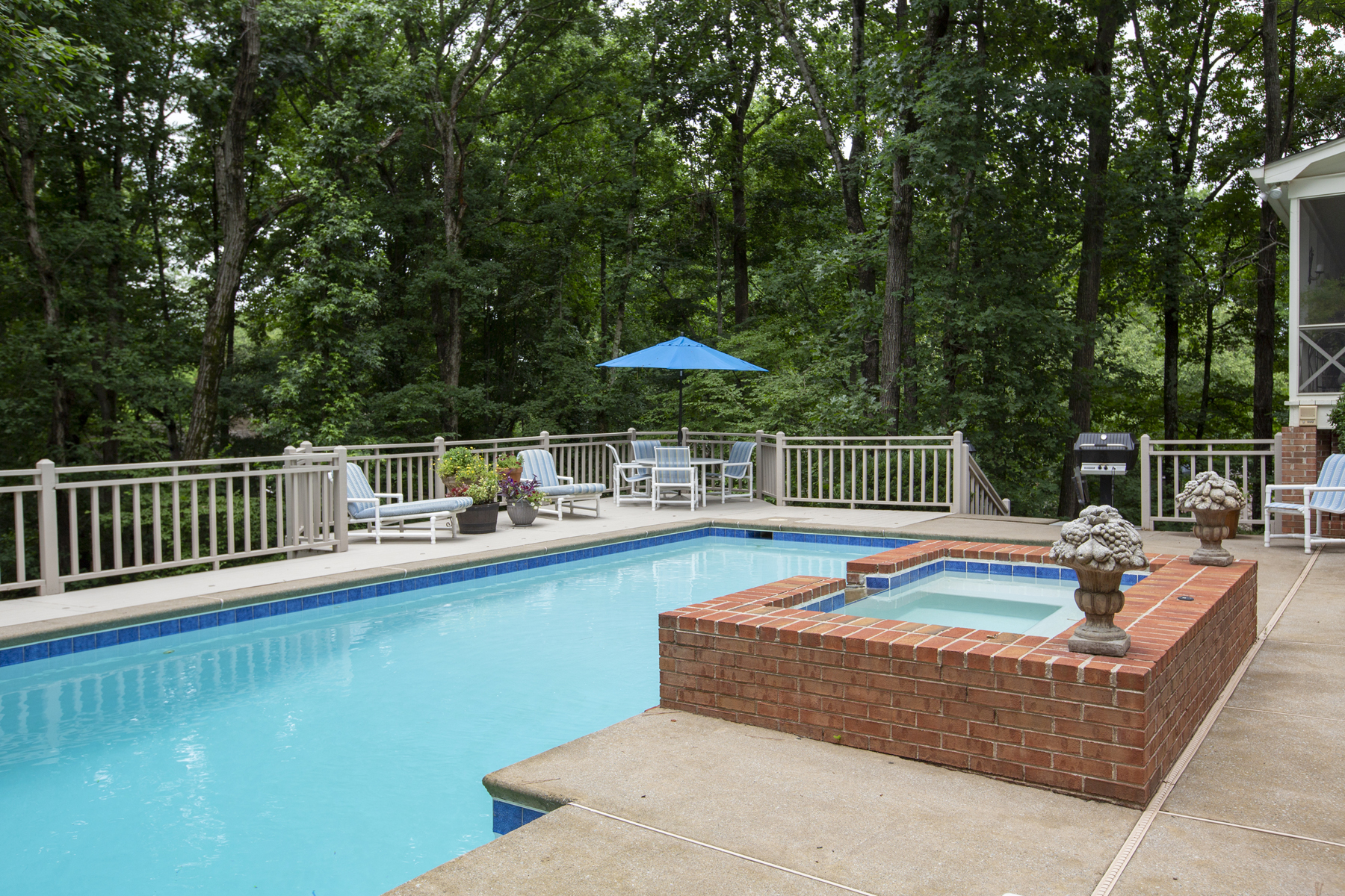 Swimming Pool Builders