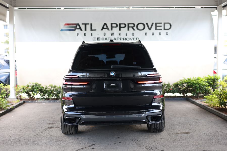 2024 BMW X7