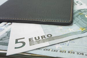 Dinero en bancos y entidades financieras