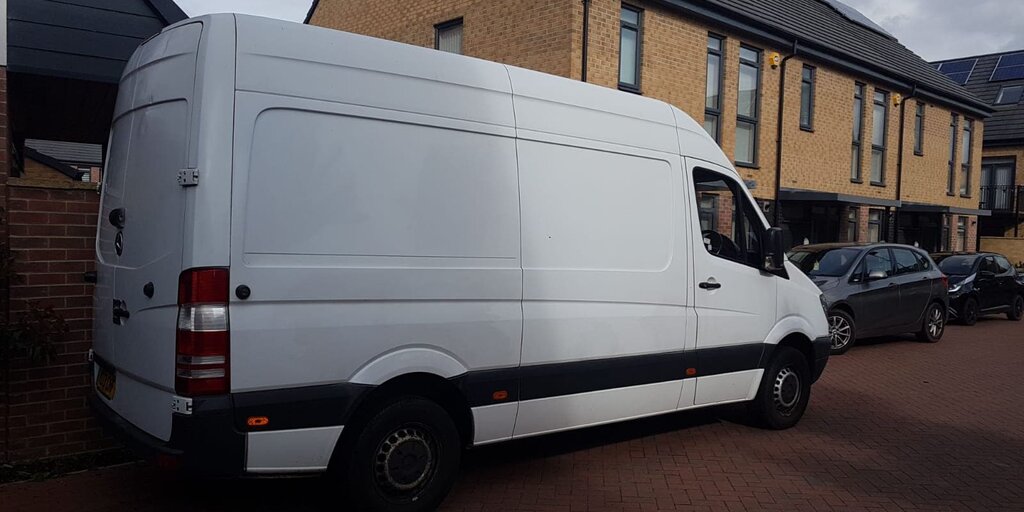 Moving van Banner