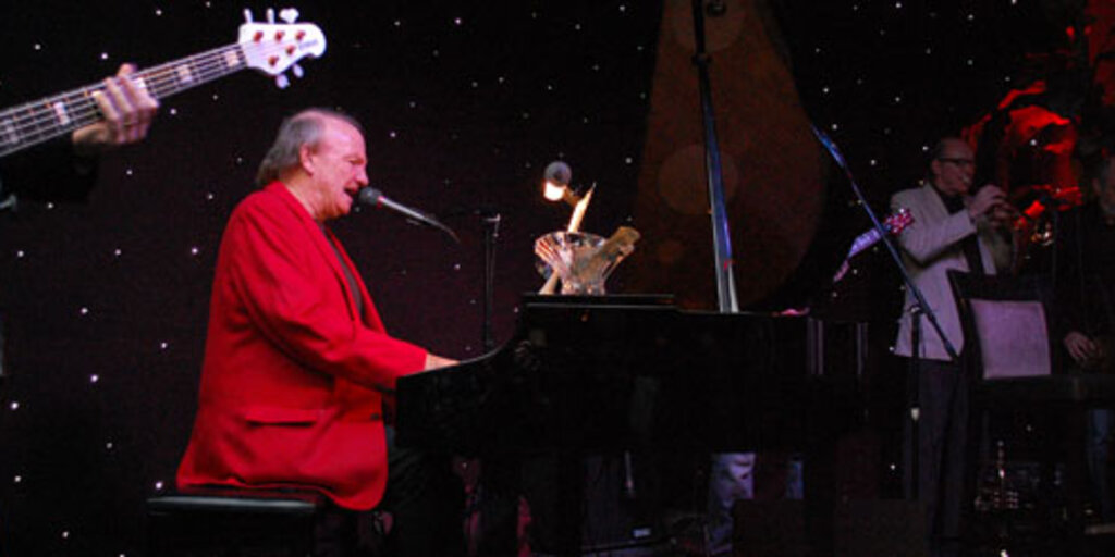 NYE w/ Tim McLoone & The Shirleys - $25 tickets + $125 Prix Fixe Menu Banner