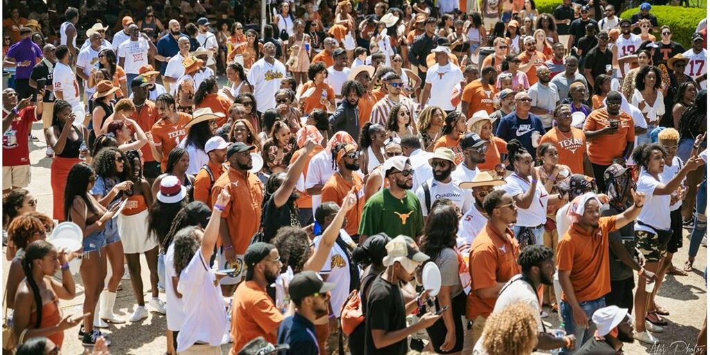 2026 Texas Homecoming Weekend Banner