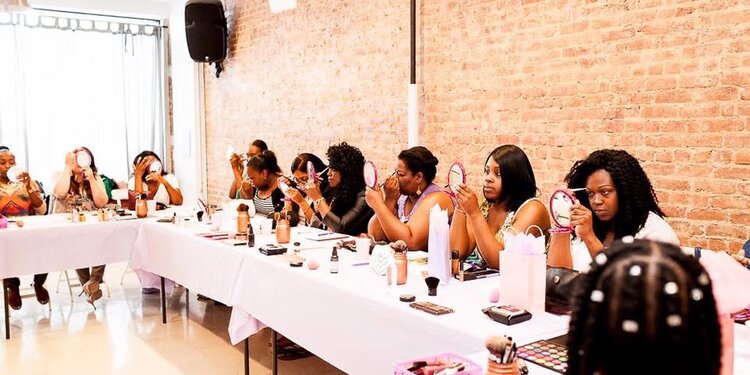 MeMaCreations Live Virtual Makeup Class