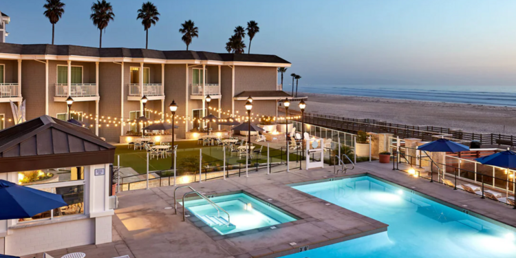 Newcomers Happy Hour - Vespera Resort Star Bar