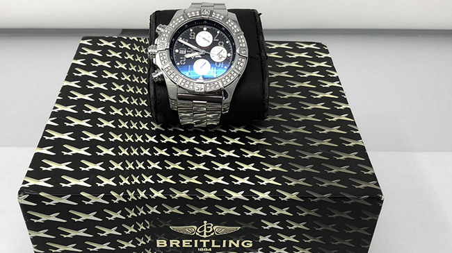 Lot15 Breitling