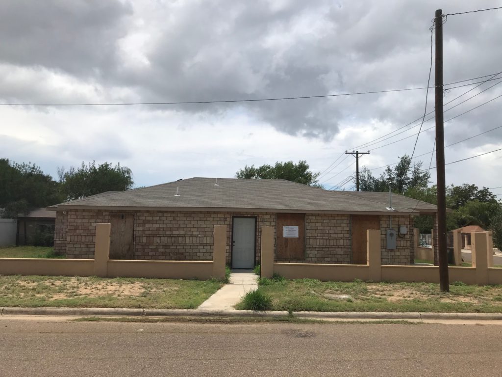 Online Auction Single Family Home 3019 Saltillo Street, Laredo, TX