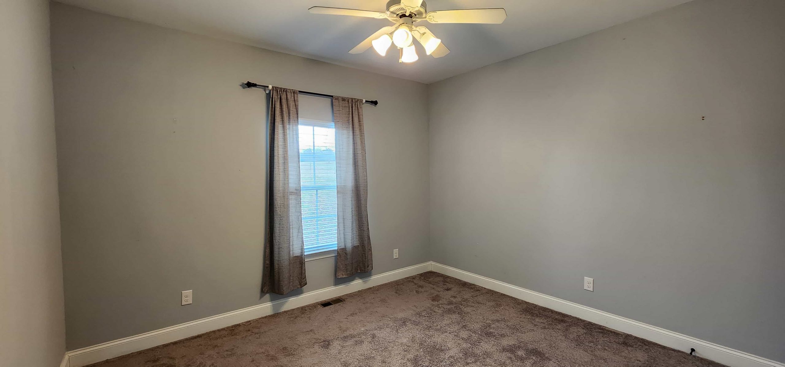Online Auction Lakefront Home, 1713 Waterford Pointe Rd, Lexington, NC