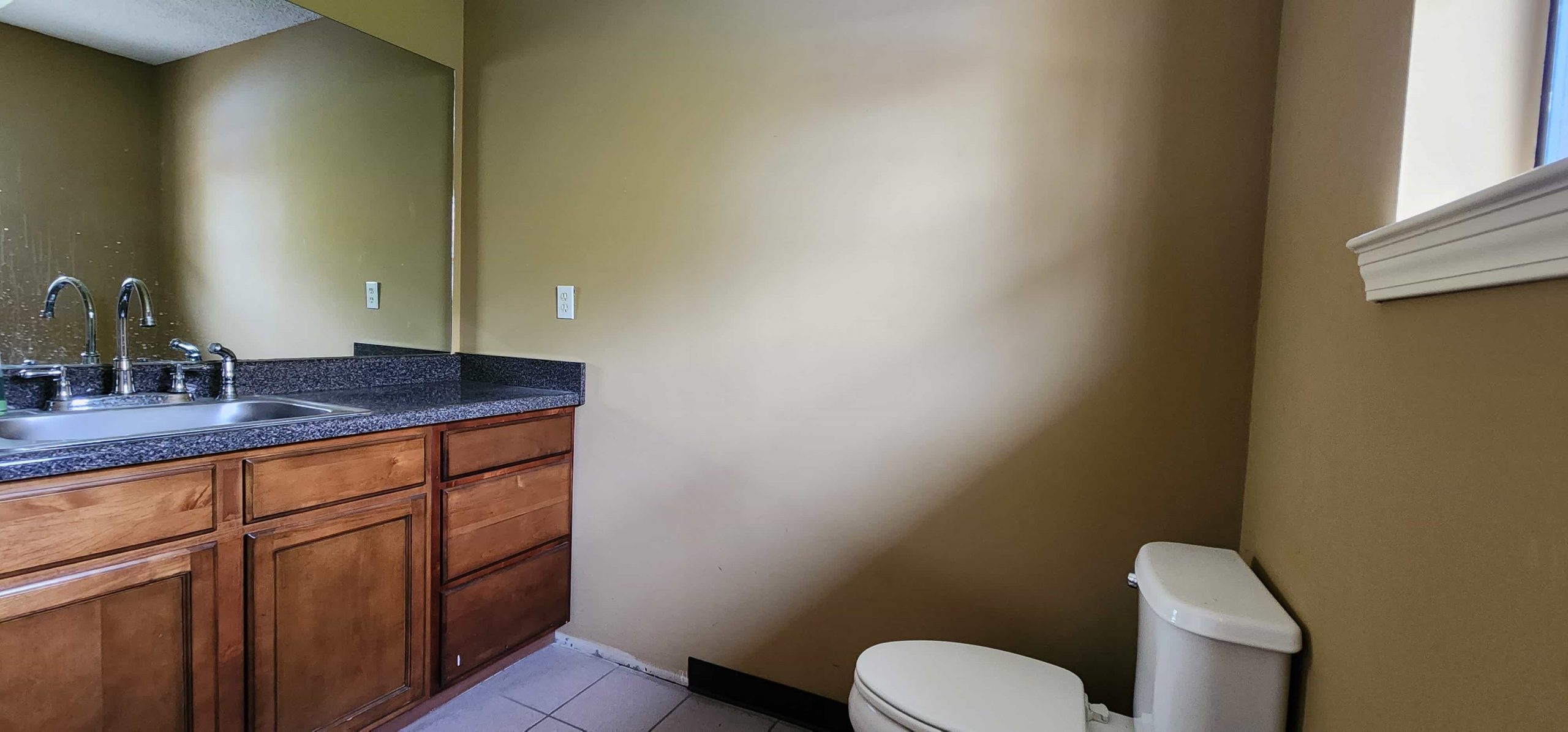 Online Auction Commercial Property, 1641 Lafayette Rd, Rossville, GA