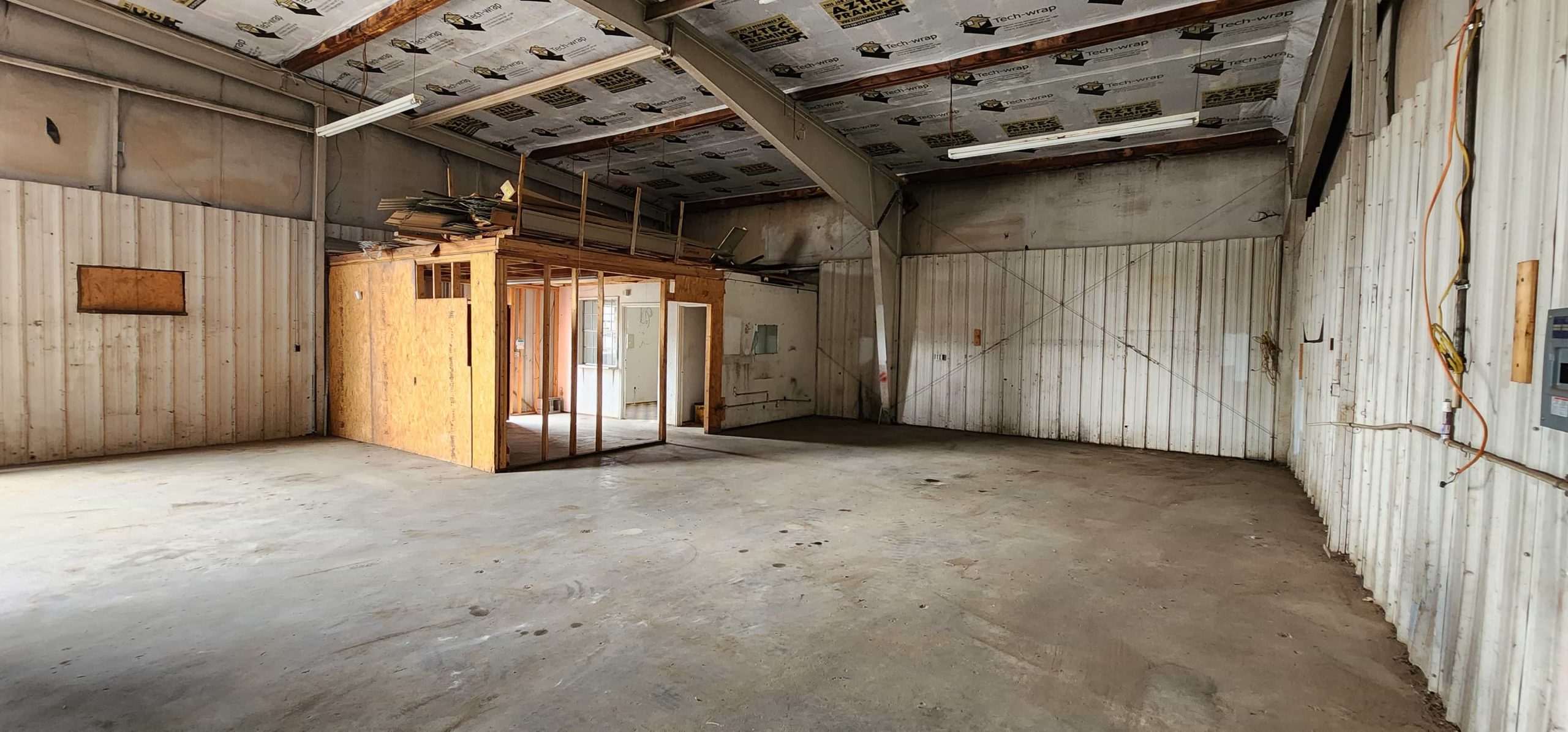 Online Auction Commercial Property, 1641 Lafayette Rd, Rossville, GA CWS Auctions