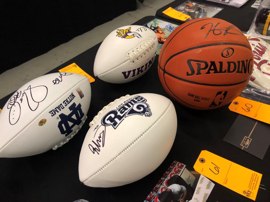 Sports Memorabilia Online Auction in Indianapolis, IN Key Auctioneers