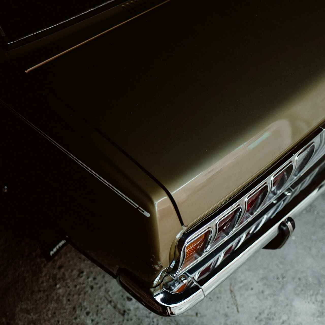 Cars & Motors