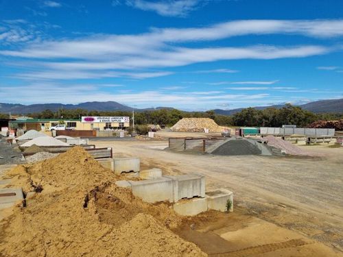 Leslie Vale Landscape AND Gravel Supplies