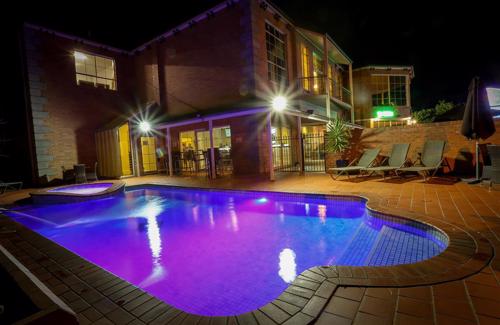 Best Western Plus Hovell Tree Inn