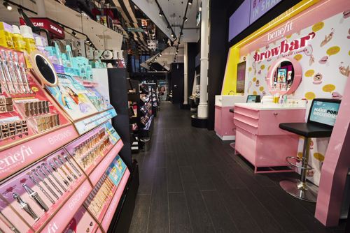 Benefit Cosmetics Brow Bar