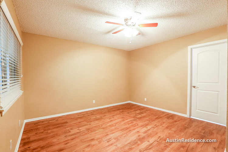 Camino Flats Apartments West Campus Apartments in Austin, TX 78705