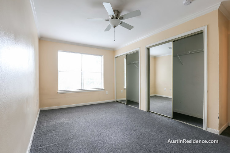 Centennial Condos 206 West Campus Condos in Austin, TX 78705