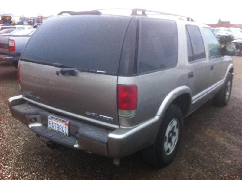 Chevrolet blazer s15