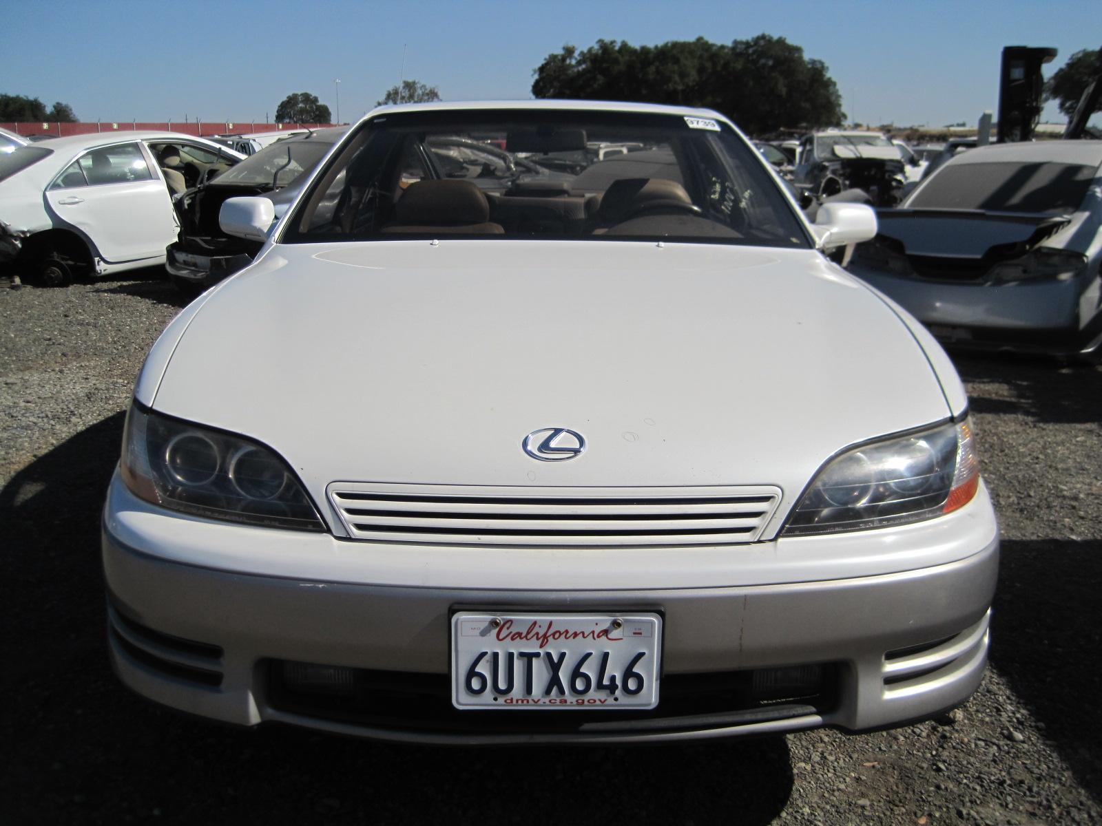 1995 Lexus ES 300 Base parts | AutoGator - Sacramento, CA