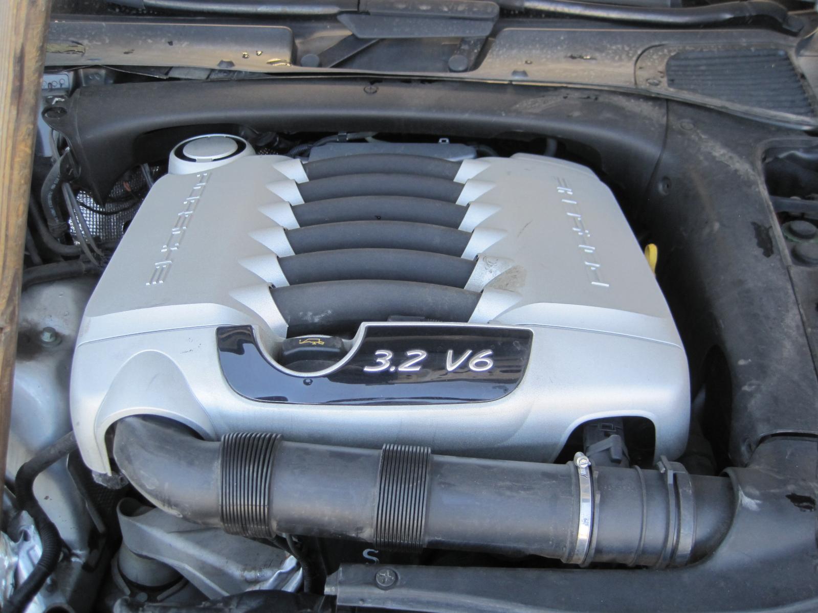 2005 Porsche Cayenne Base parts AutoGator Sacramento, CA