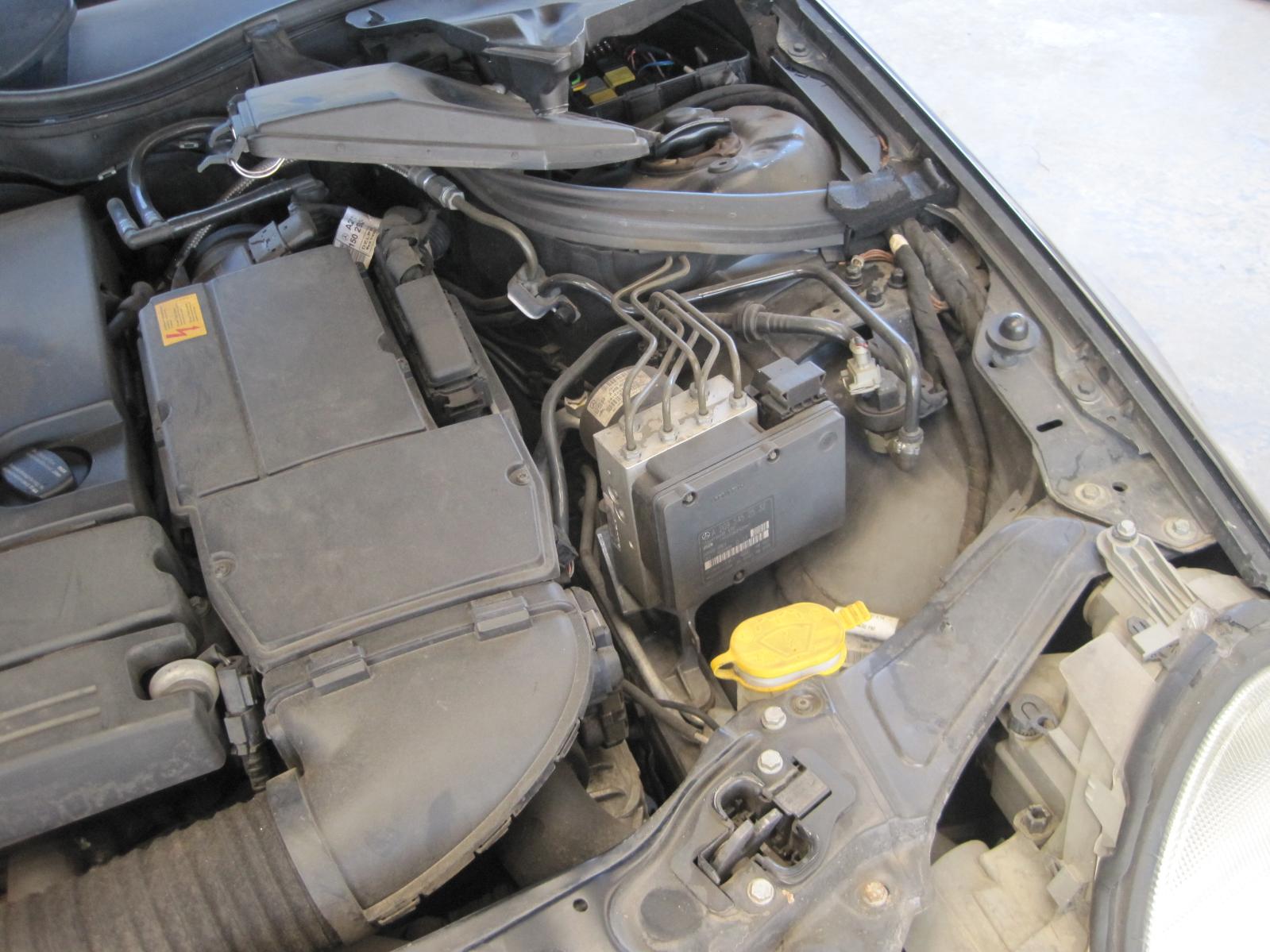 2003 MercedesBenz C230 Kompressor parts AutoGator Sacramento, CA