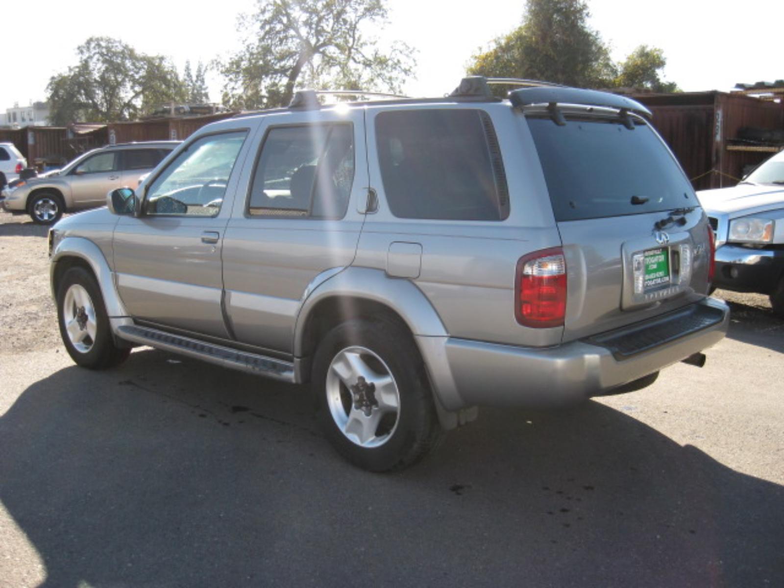 Infiniti qx4 2001
