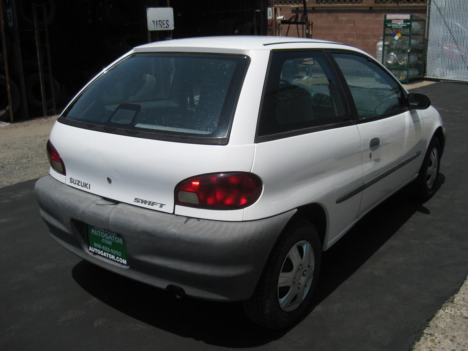 Suzuki swift 2001