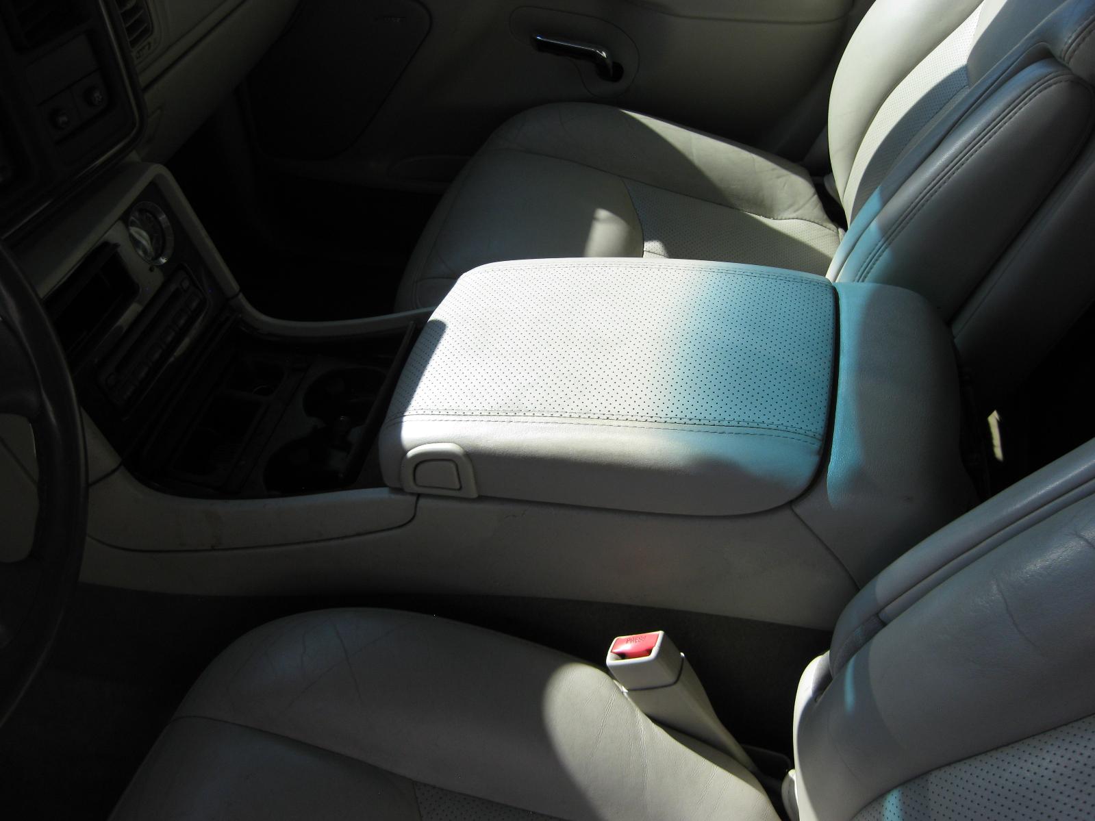 2006 Cadillac Escalade Base parts | AutoGator - Sacramento, CA