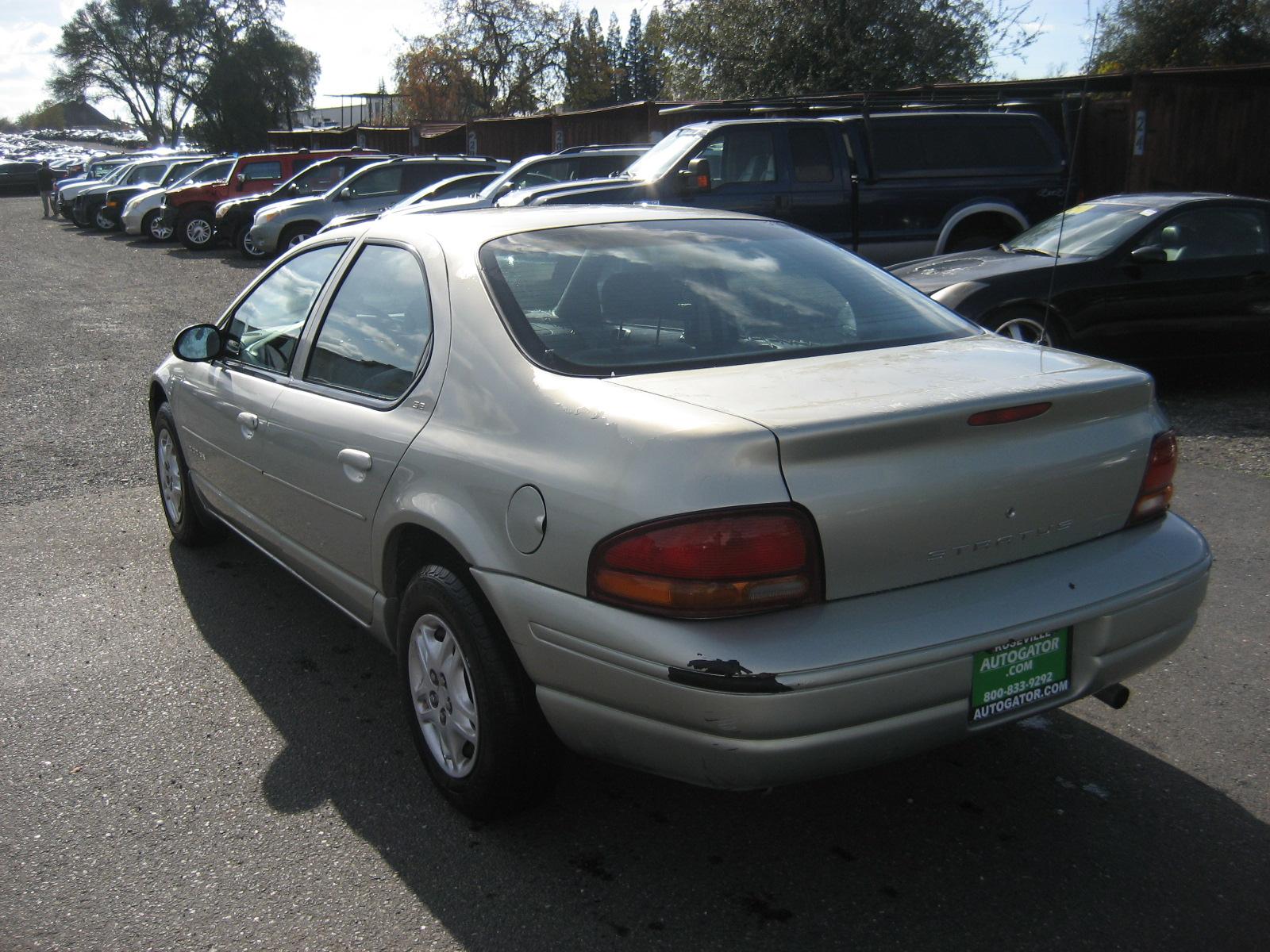Dodge stratus se