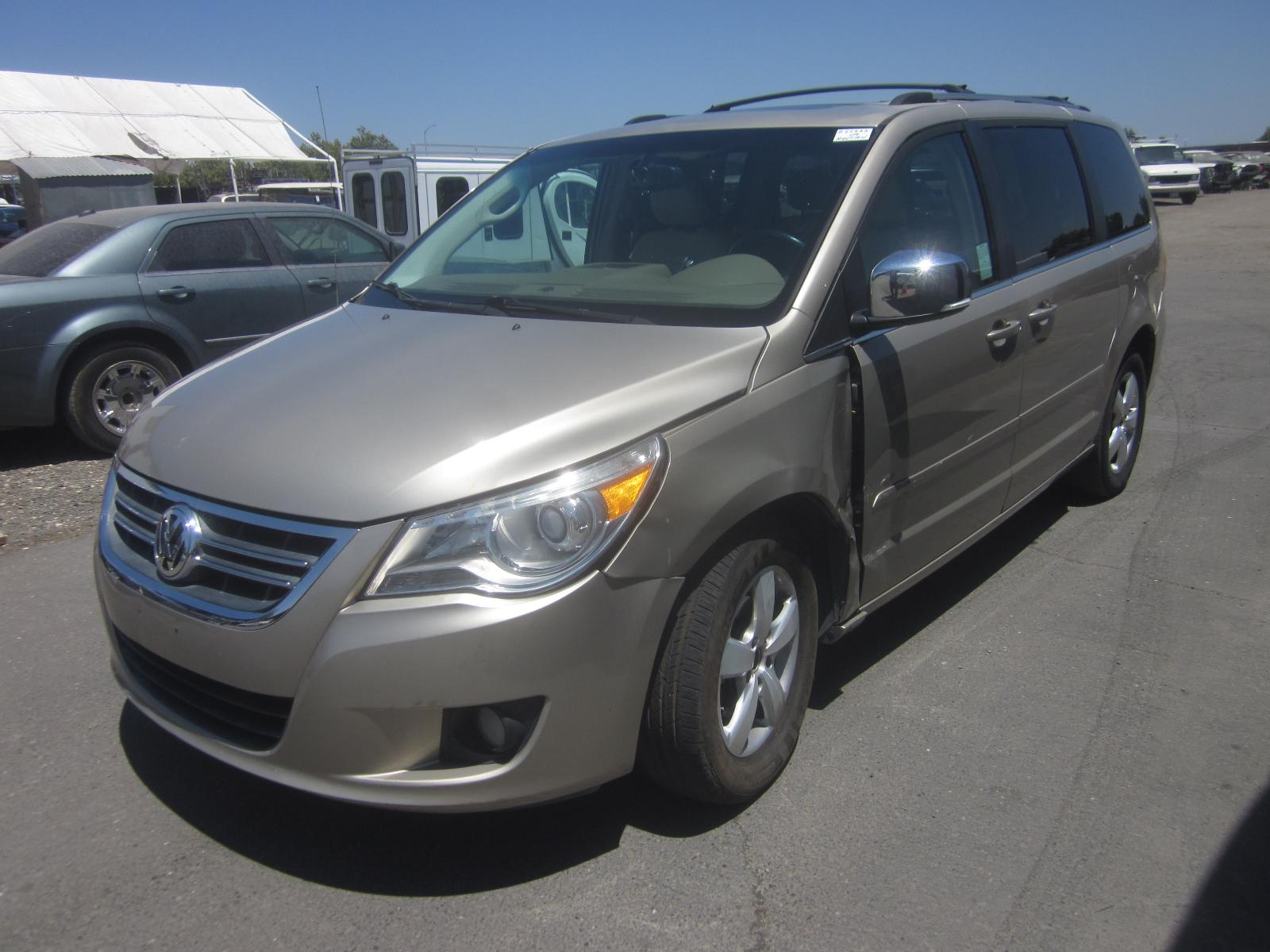 2009 Volkswagen Routan SEL Premium for Sale - Stk#R22343