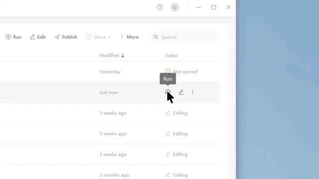 A cursor clicking the run button to start a Reddit group content scraper workflow in the Automa dashboard.