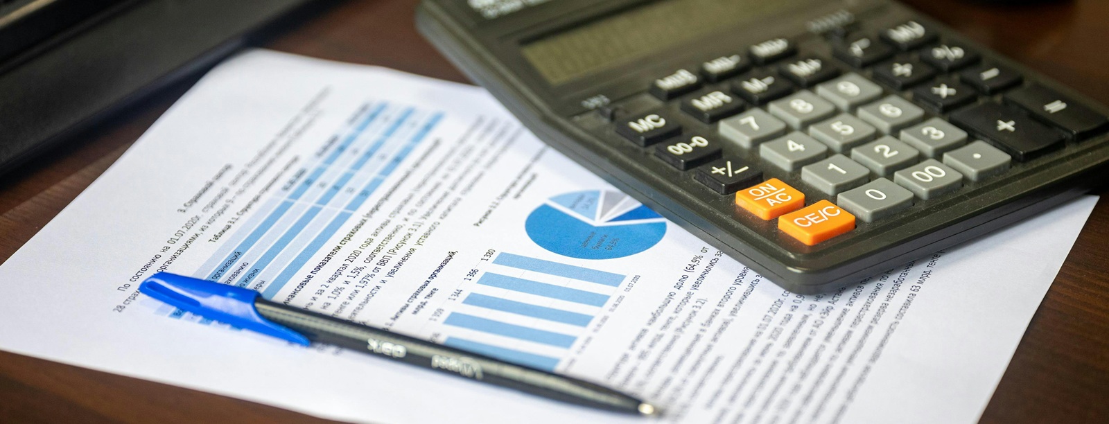 RPA in accounting software automating financial report generation and data visualization for efficient auditing and business intelligence.