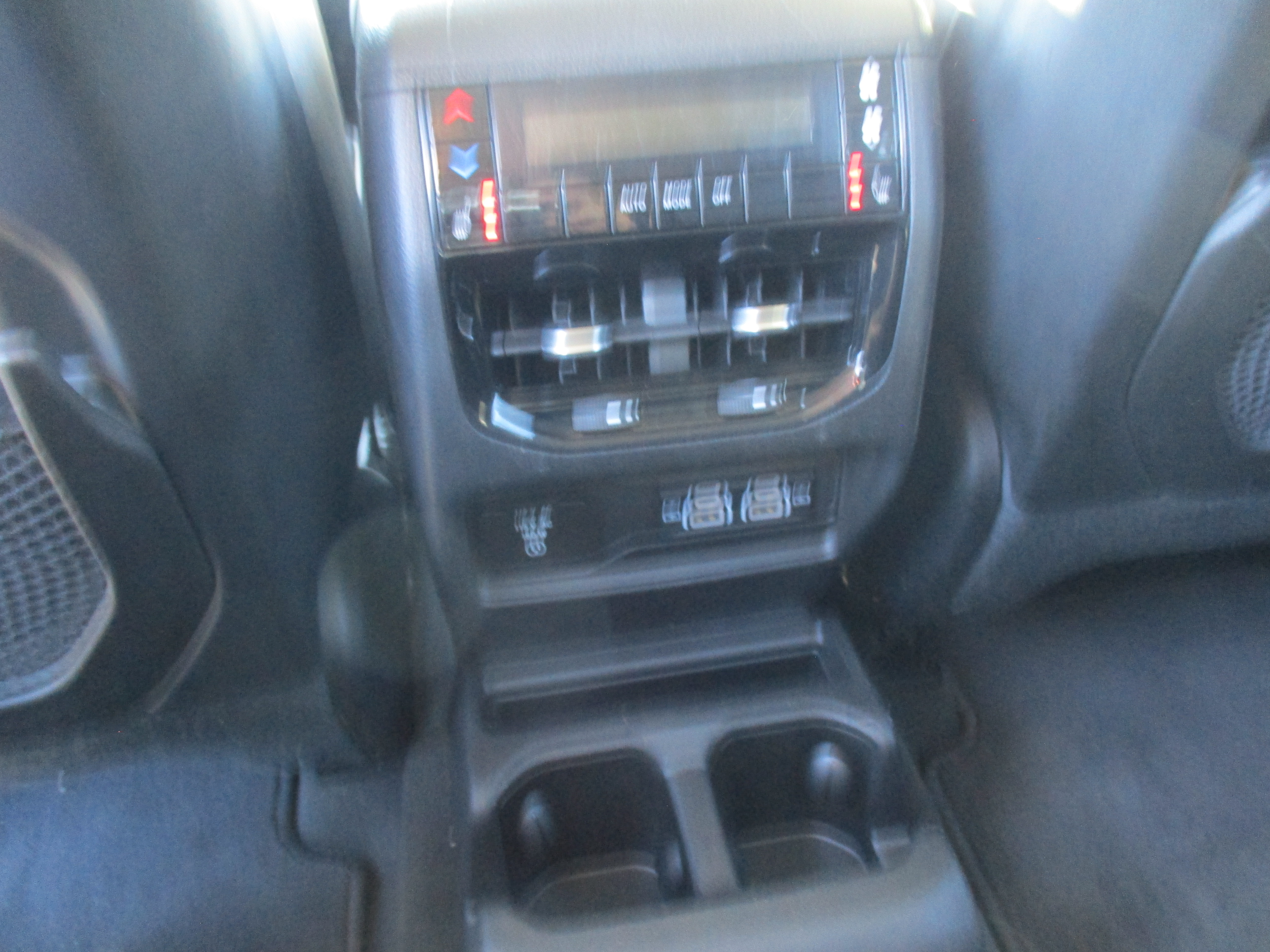 Used 2023 BROWN Jeep Limited image 22