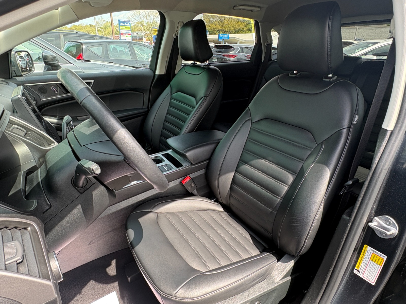 2022 Ford Edge SEL - Photo 18
