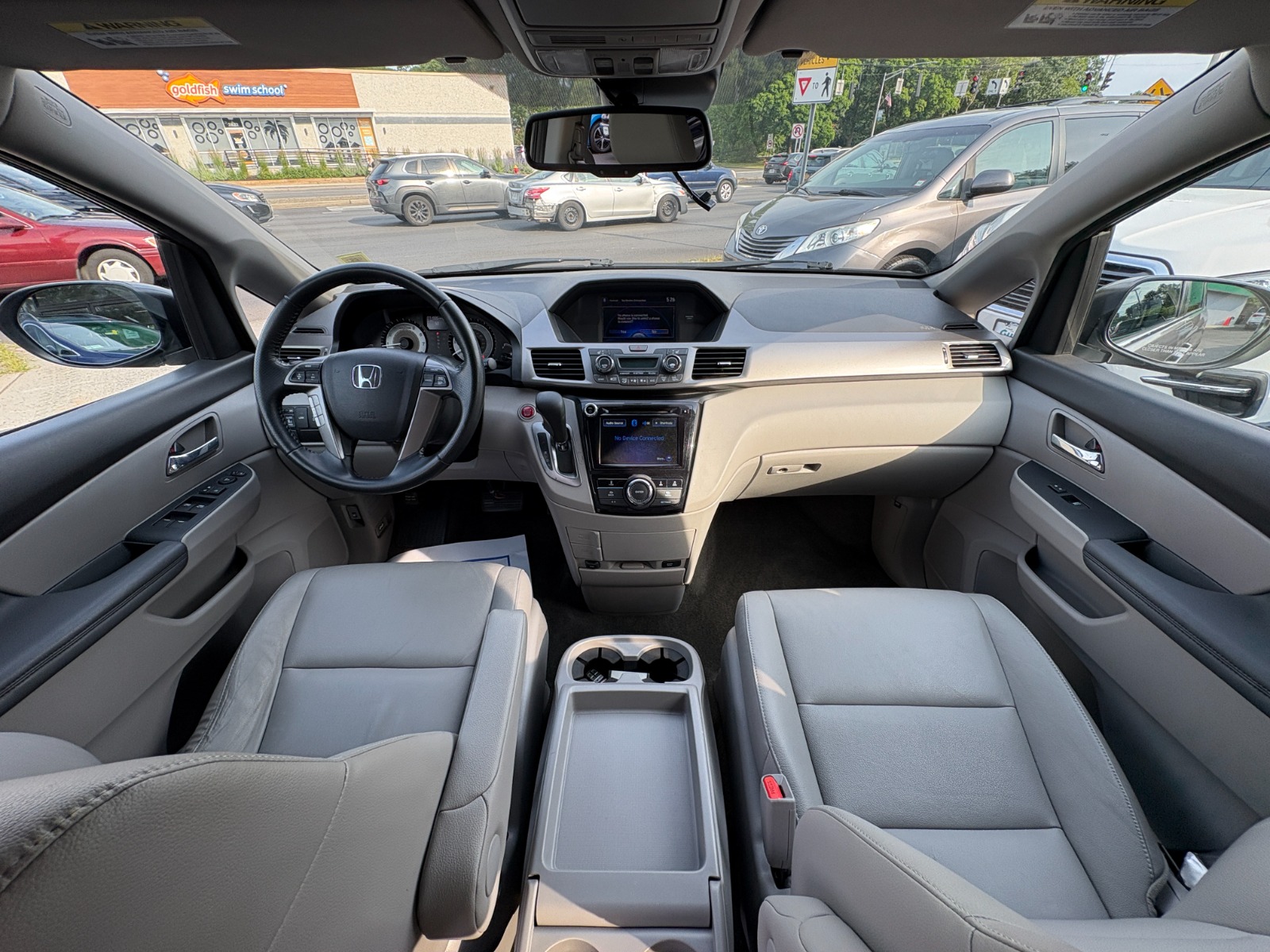 2016 Honda Odyssey 14