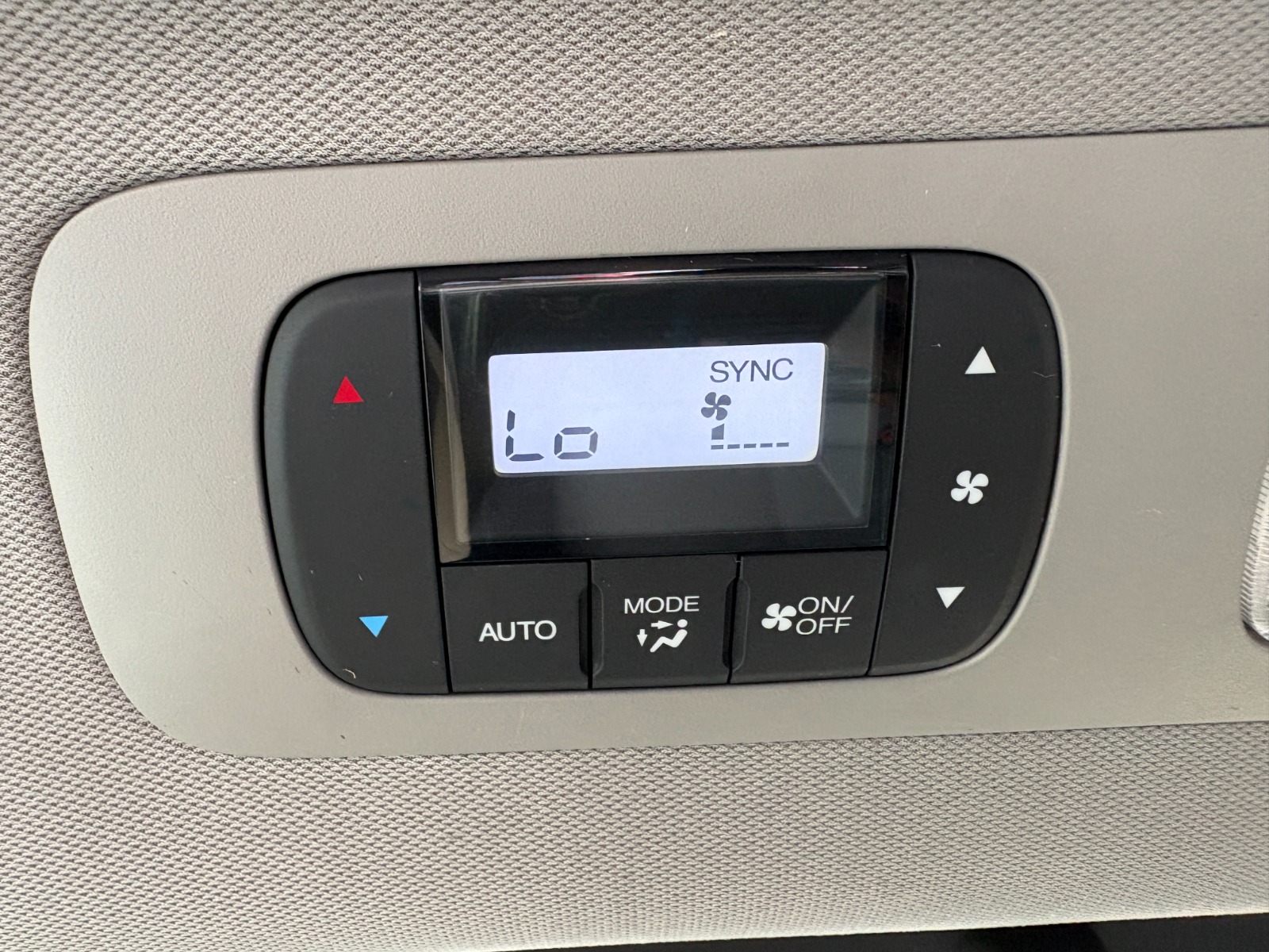 2016 Honda Odyssey 53