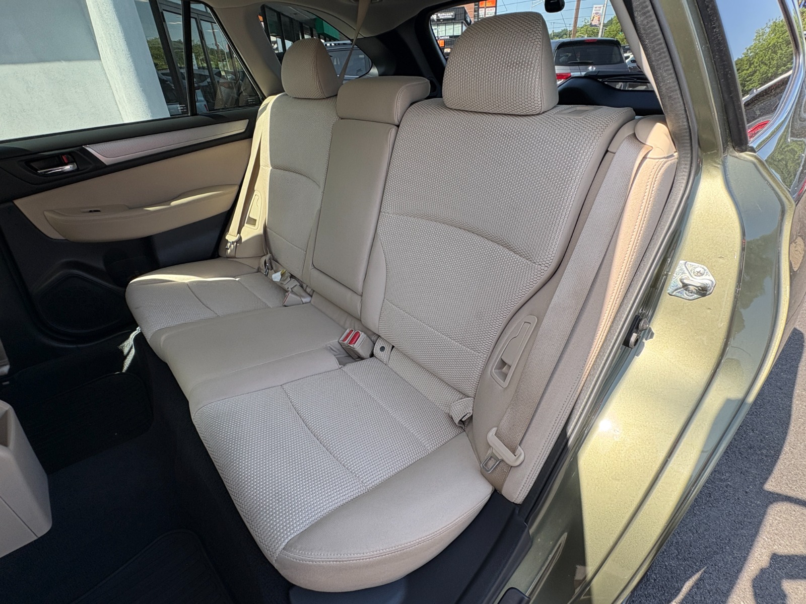 2017 Subaru Outback 19