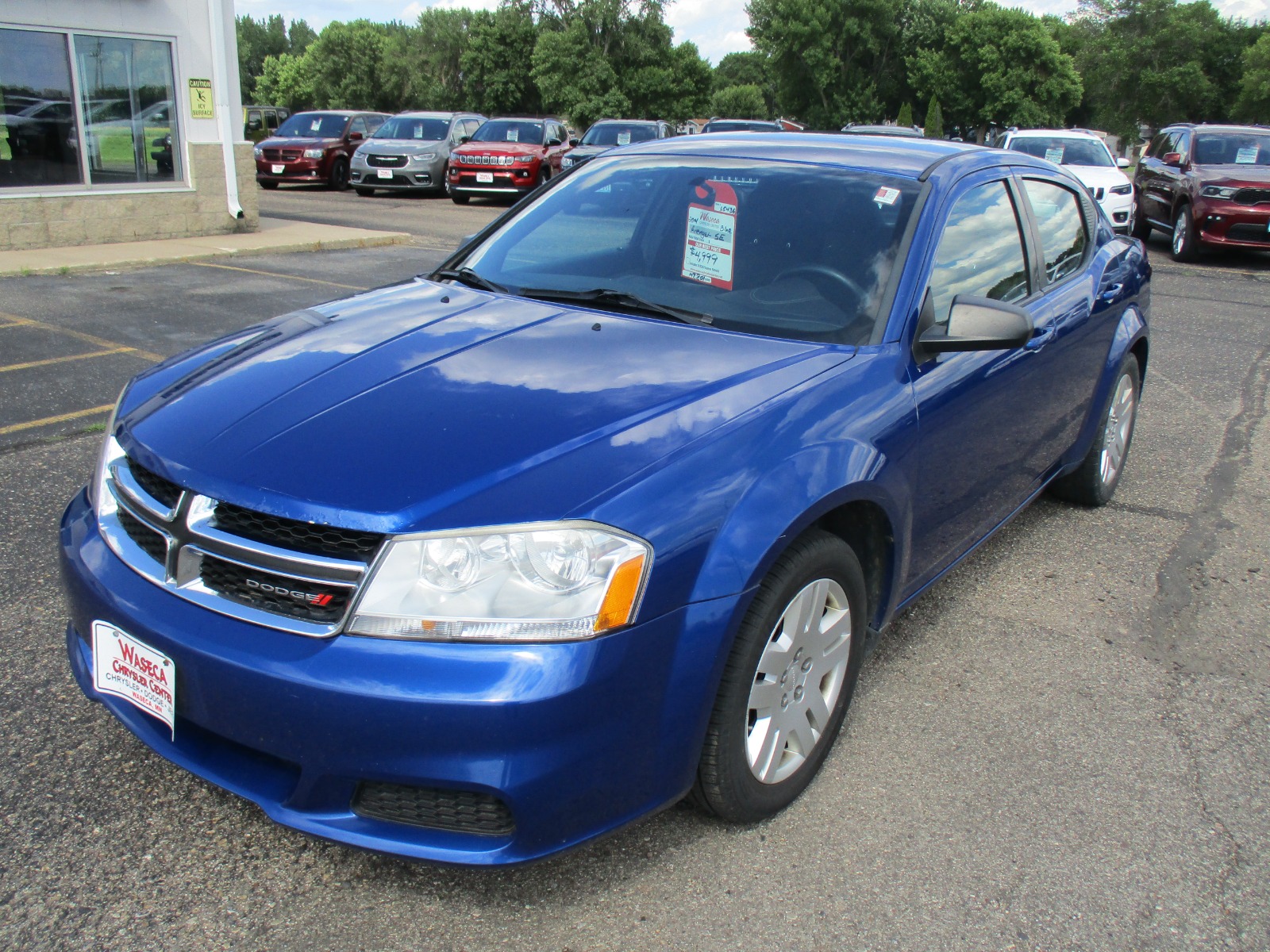 2014 Dodge Avenger SE's photo