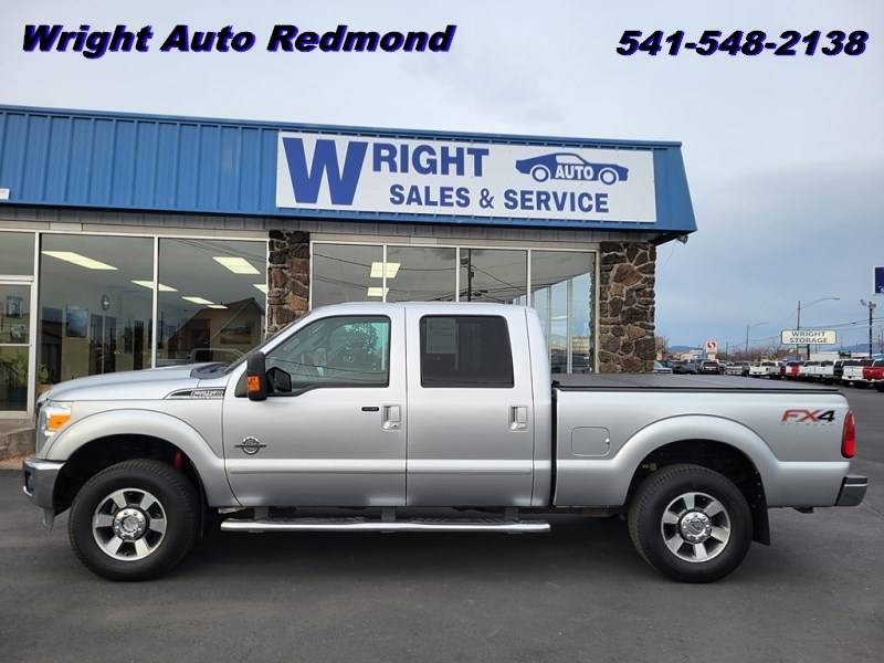 2012 Ford F-250 Super Duty Lariat Crew Cab 4WD