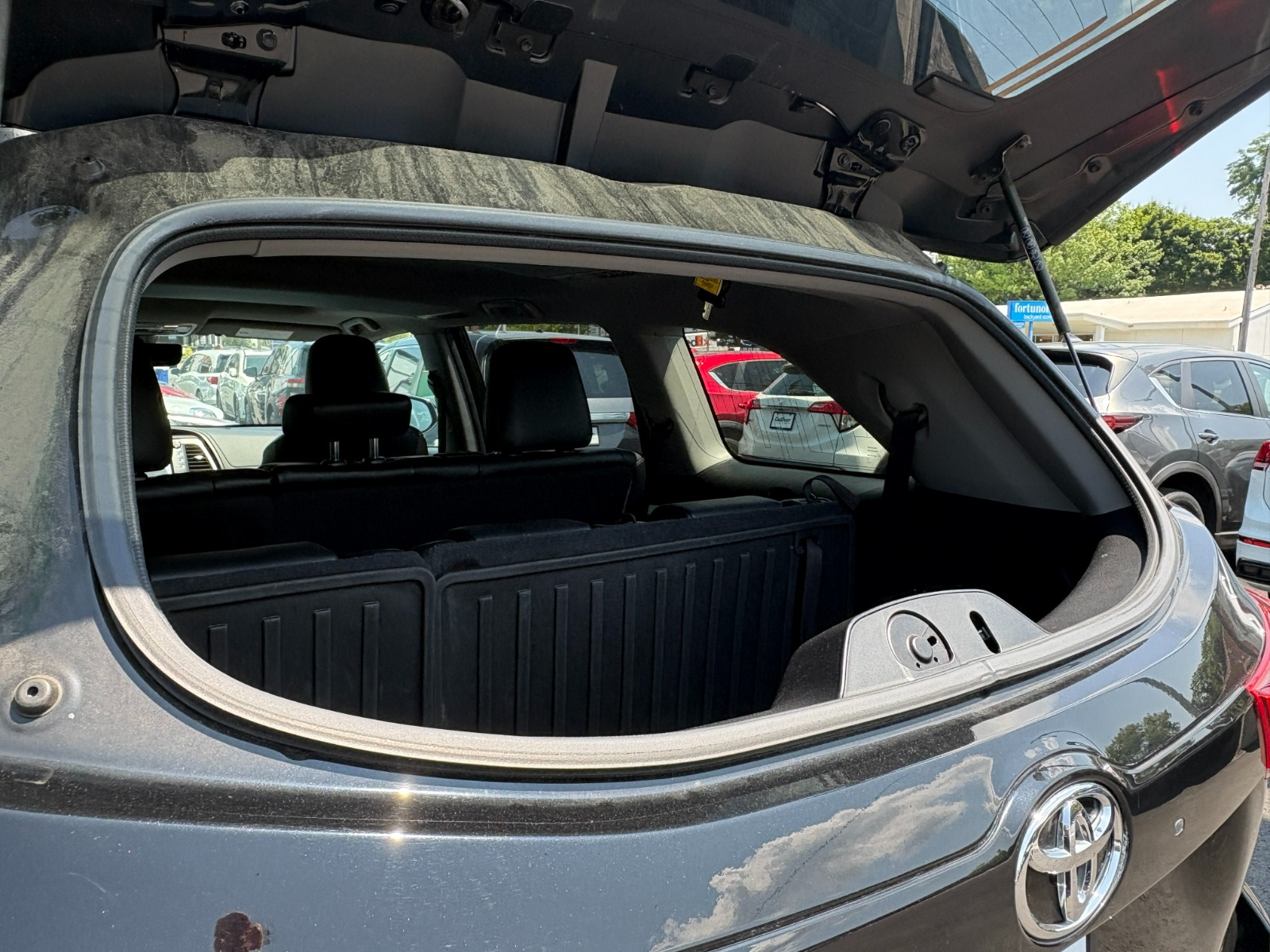 2019 Toyota Highlander XLE - Photo 25