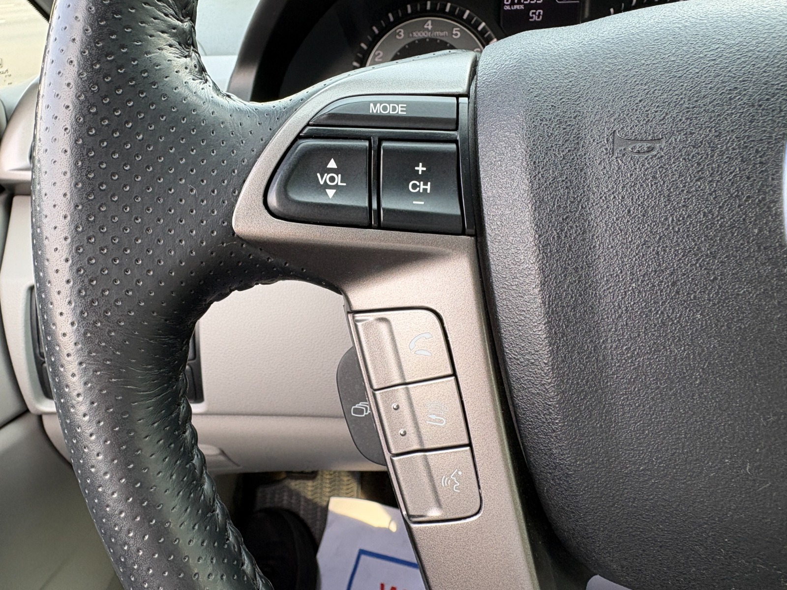 2016 Honda Odyssey 37