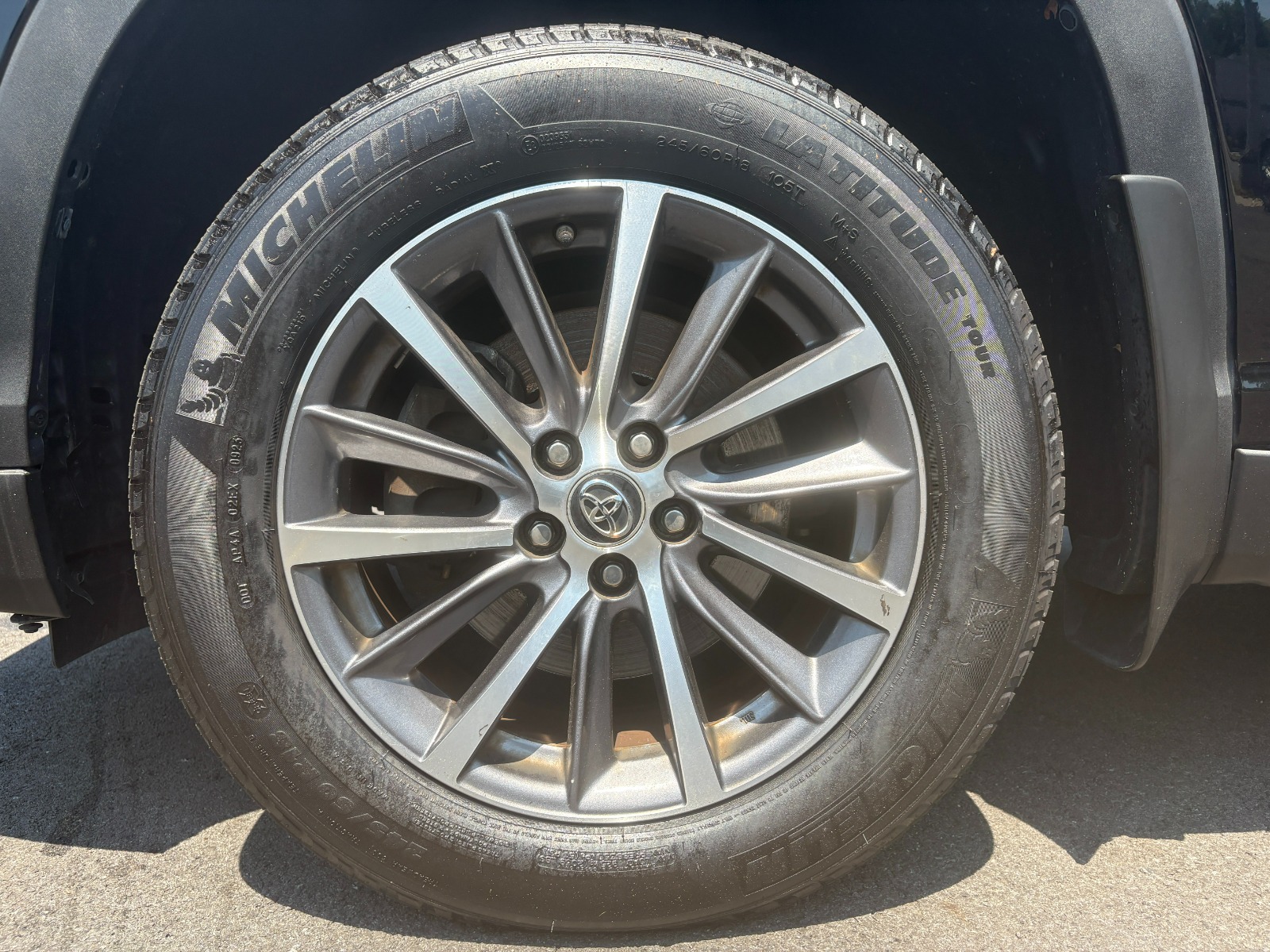 2019 Toyota Highlander XLE - Photo 9