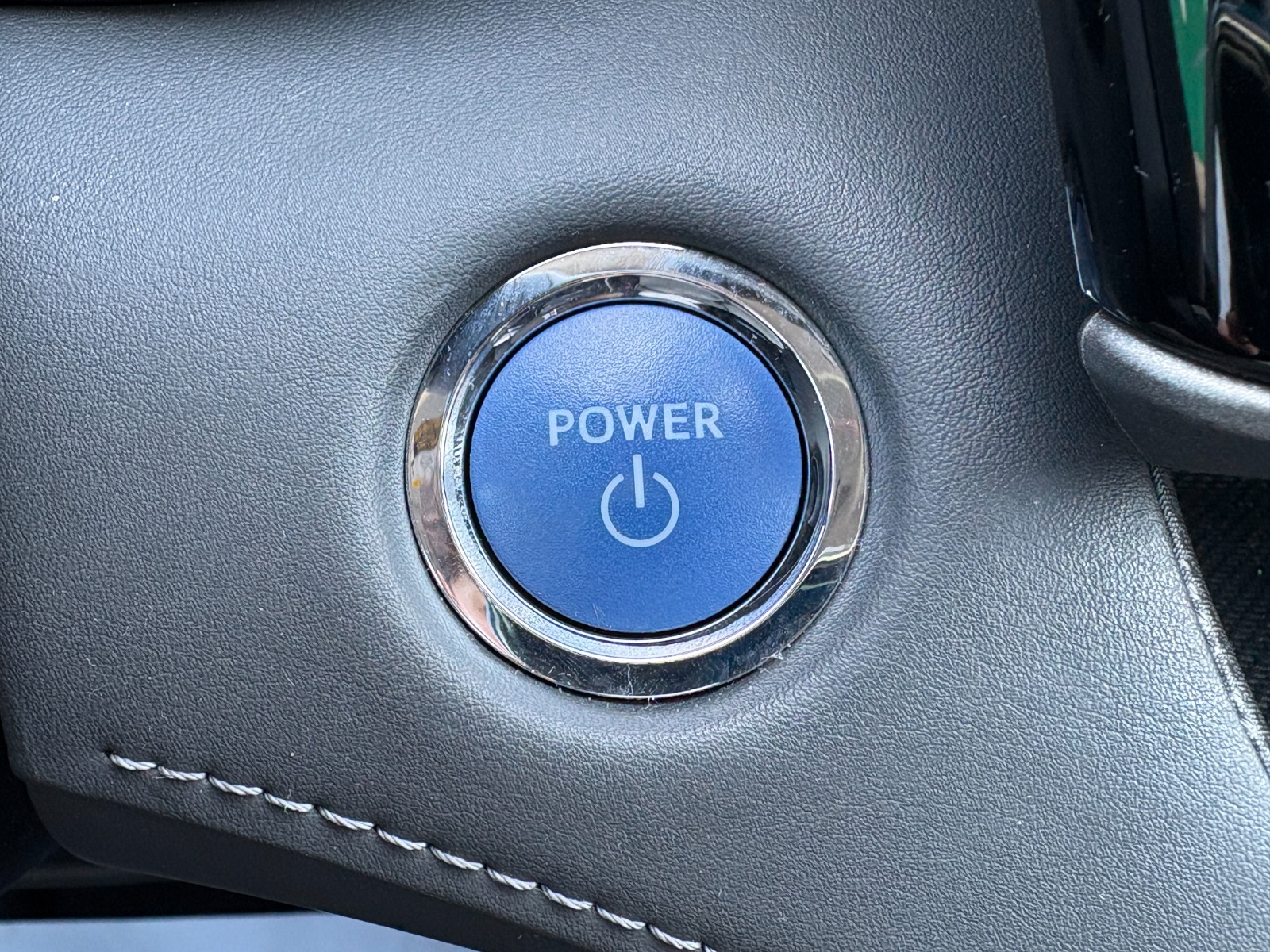 2022 Toyota Highlander 43